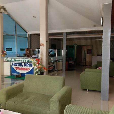 Hotel Krui Syariah Экстерьер фото